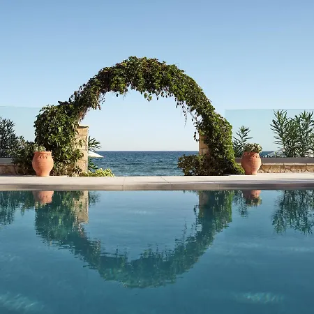 Lejlighedshotel Stefania 4*