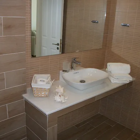 Stefania Aparthotel