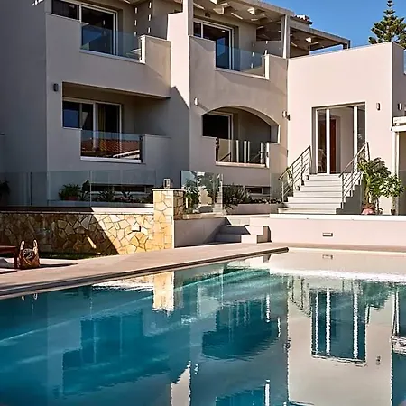 Stefania Aparthotel Kypseli