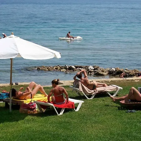 Ξενοδοχείο με διαμερίσματα στεφανία